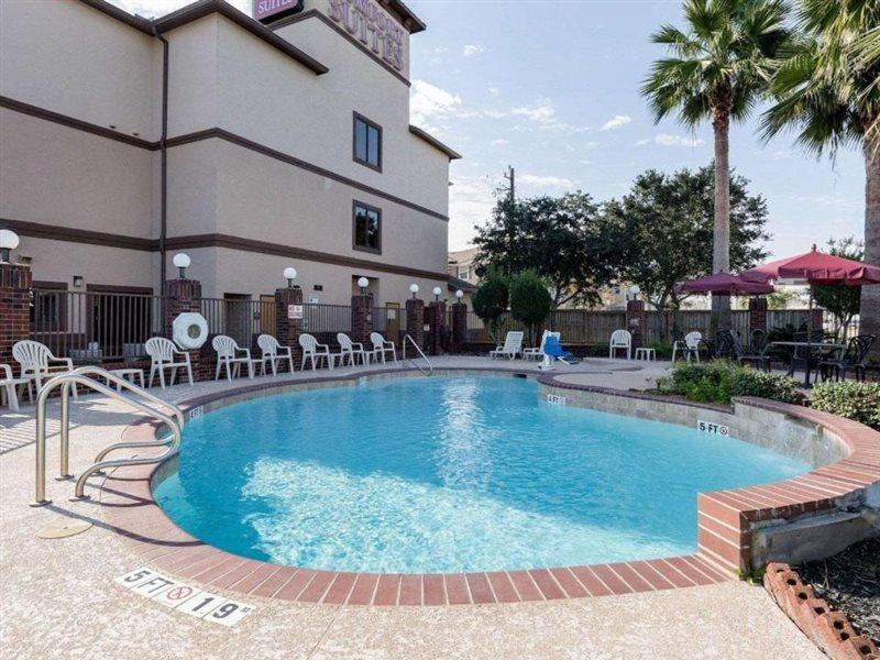 Comfort Suites Lake Jackson Clute Extérieur photo